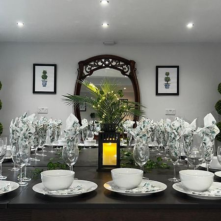 The Cheshire Gathering - Sleeps Up To 30 With Hot Tub Chester Luaran gambar